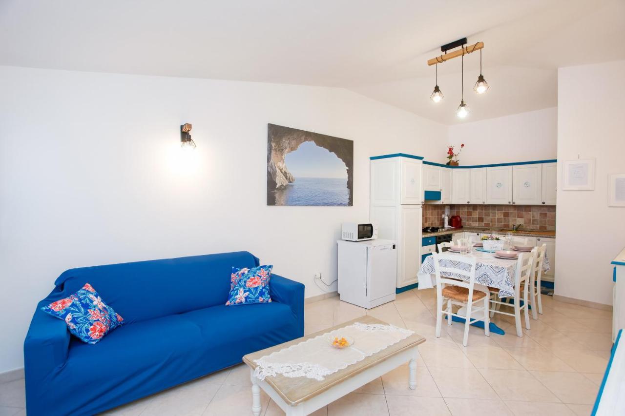 Casa Vacanze Zefiro Orosei Luaran gambar